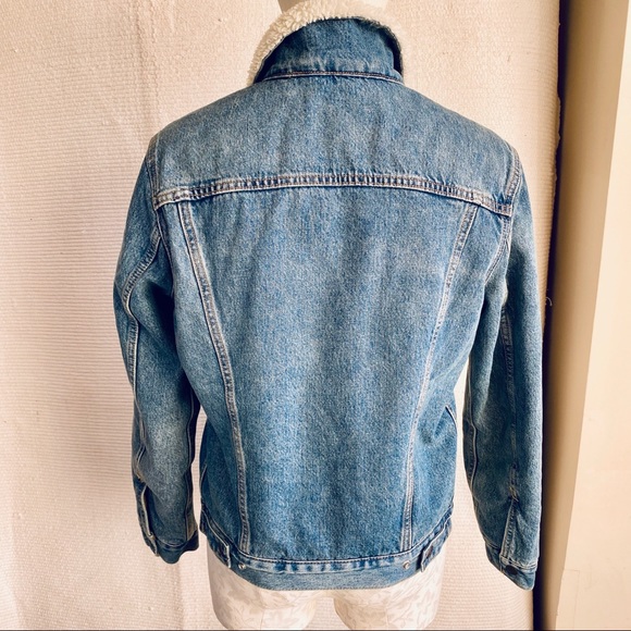 Levi’s S Ex-Boyfriend Jean Jacket Faux Fur Lining - Picture 4 of 8